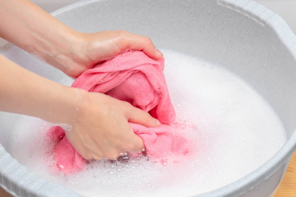 Comment entretenir et laver un foulard en soie