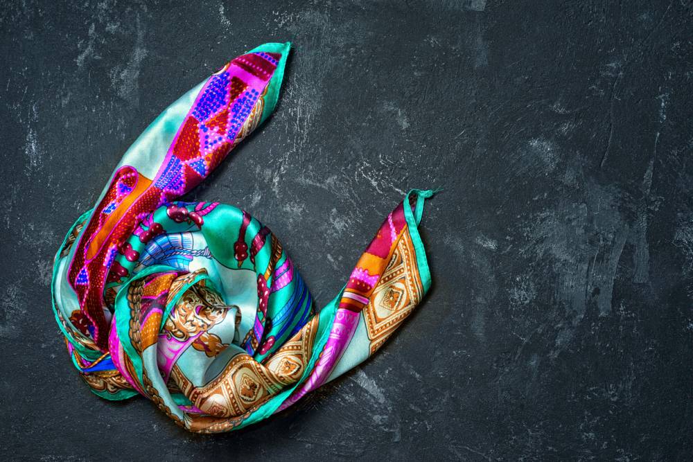 entretenir et laver un foulard en soie